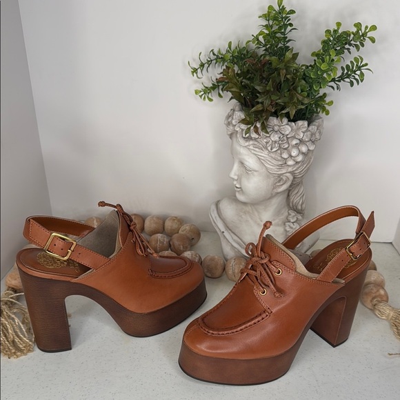 Vince Camuto Inerta Platform Pump Size 8  Warm Caramel - Picture 2 of 10